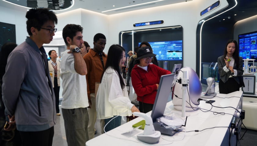 中外媒体探访广西南宁：向“新”逐“智”迸发新活力