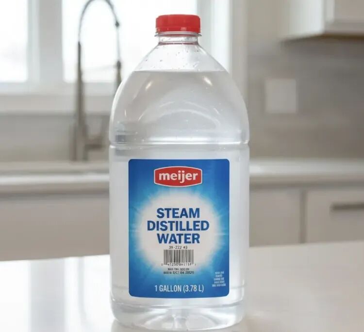 全美数万加仑瓶装水惊现“黑色杂质”FDA要求立即丢弃